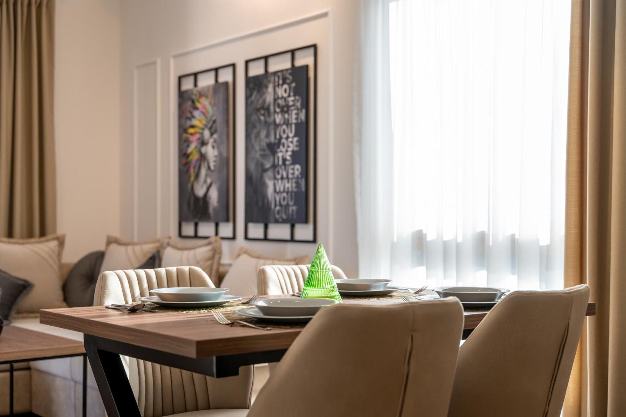 Velika Recepcija Cc Magnet Aparthotel Zlatibor Ngoại thất bức ảnh