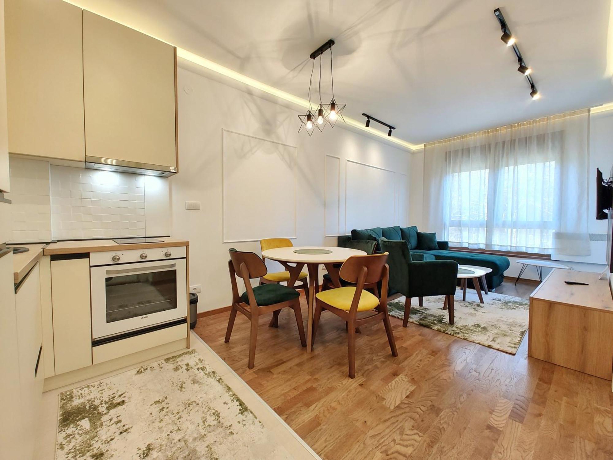 Velika Recepcija Cc Magnet Aparthotel Zlatibor Ngoại thất bức ảnh